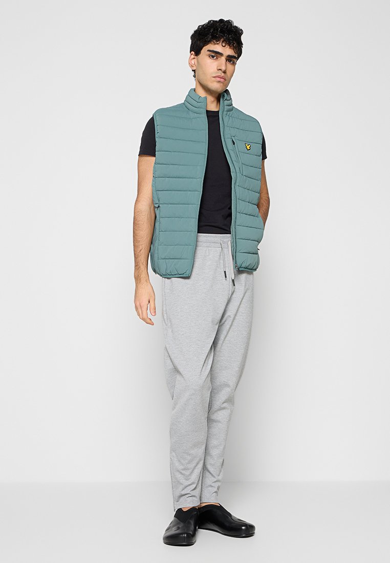 Lyle & Scott