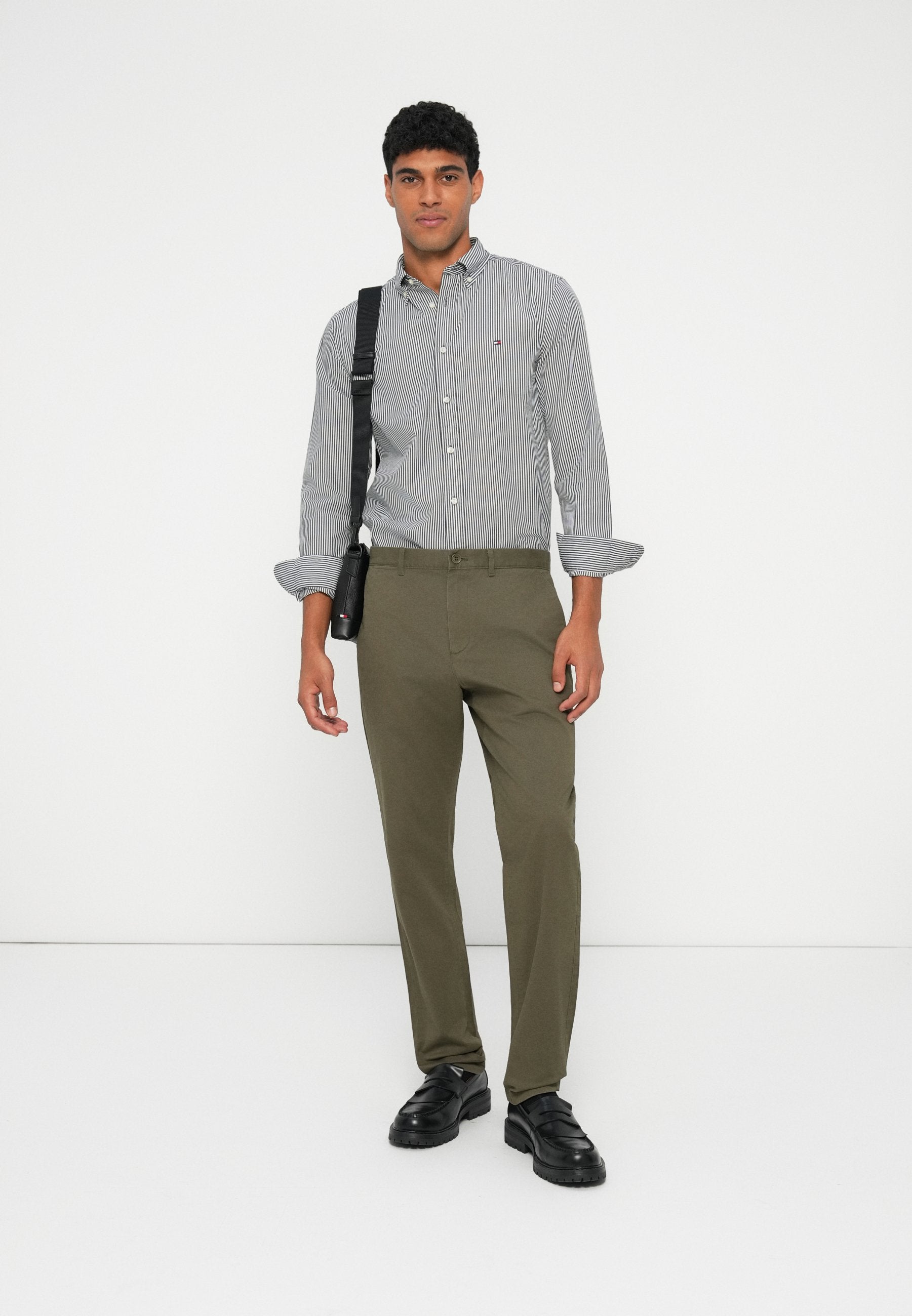 HARLEM RELAXED FIT Media 2