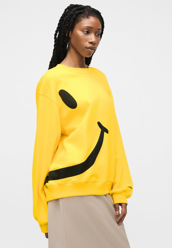 MOSCHINO