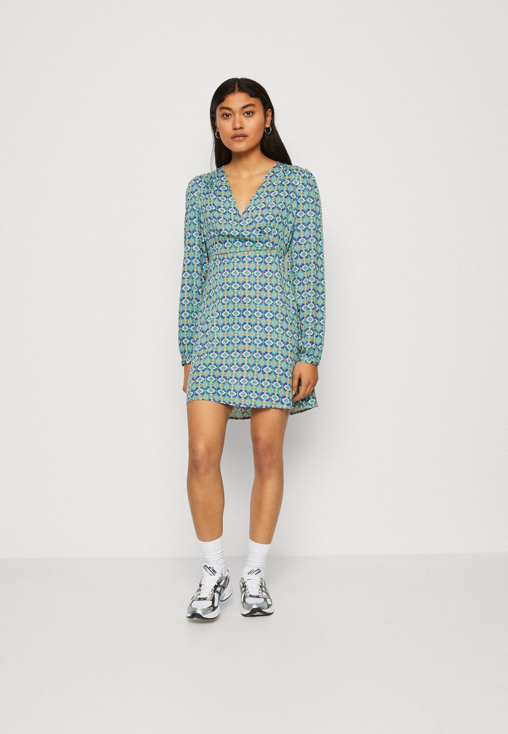 ONLALMA LIFE RILEY DRESS Media 3