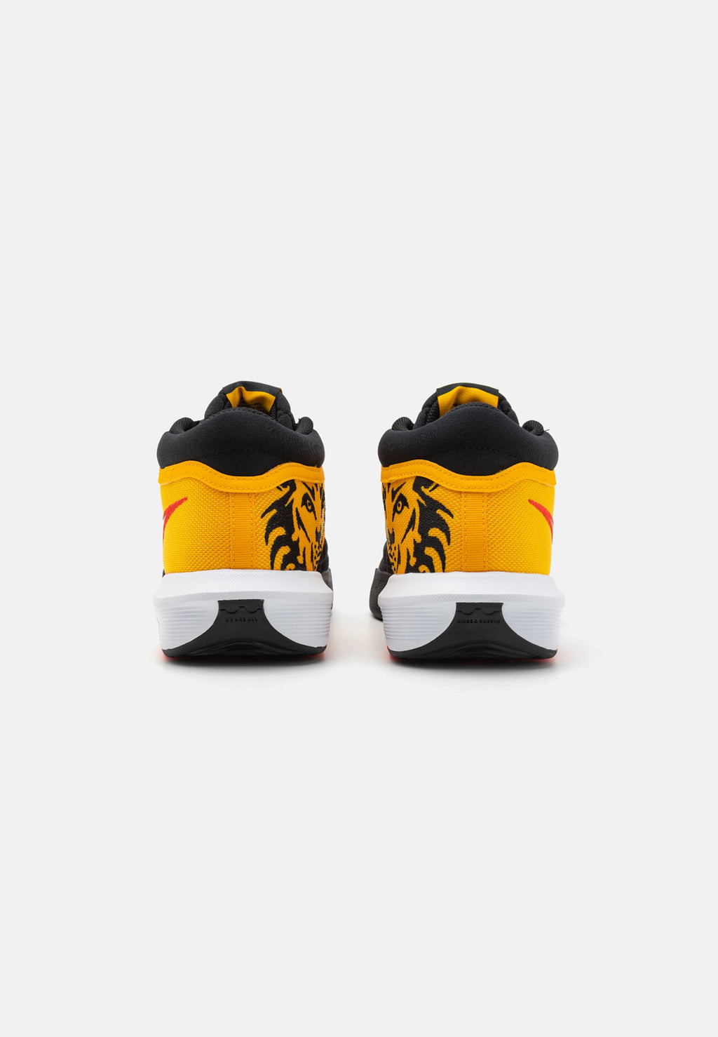 Nike Performance LEBRON WITNESS VIII