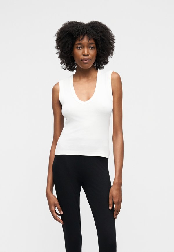 ONLY Tall ONLMILA V NECK 2 PACK