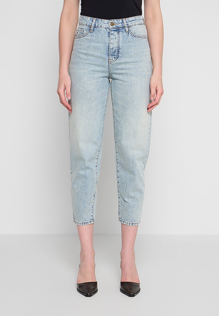 Armani Exchange Jeans Tapered Fit Media 1