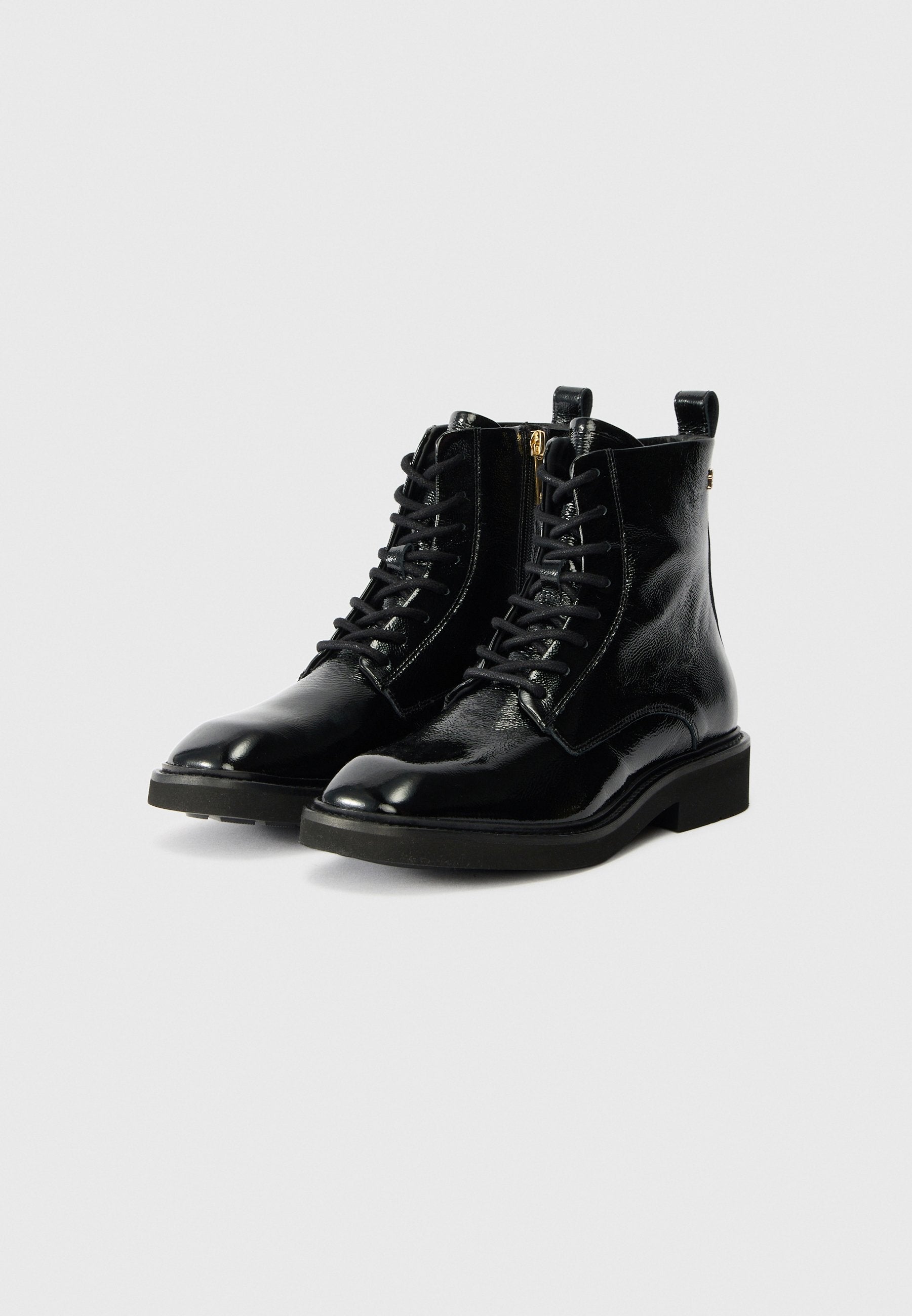 CRINKLE LEATHER LACE-UP ANKLE BOOTS Media 2
