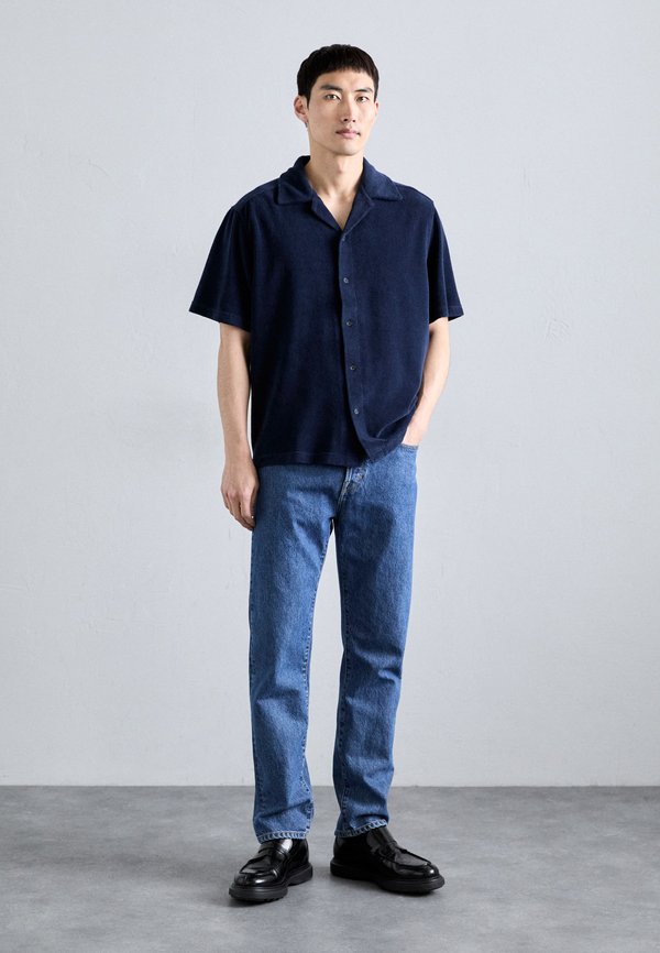 J.LINDEBERG TED RESORT