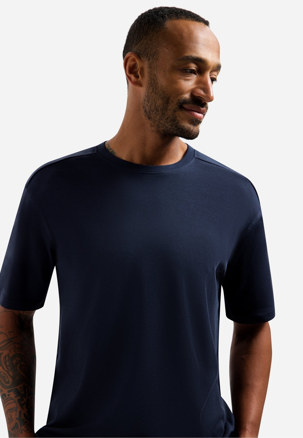 INTERLOCK WITH ROUND NECK Media 4