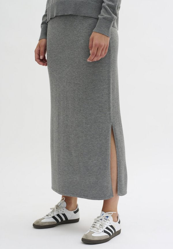 My Essential Wardrobe EMMA