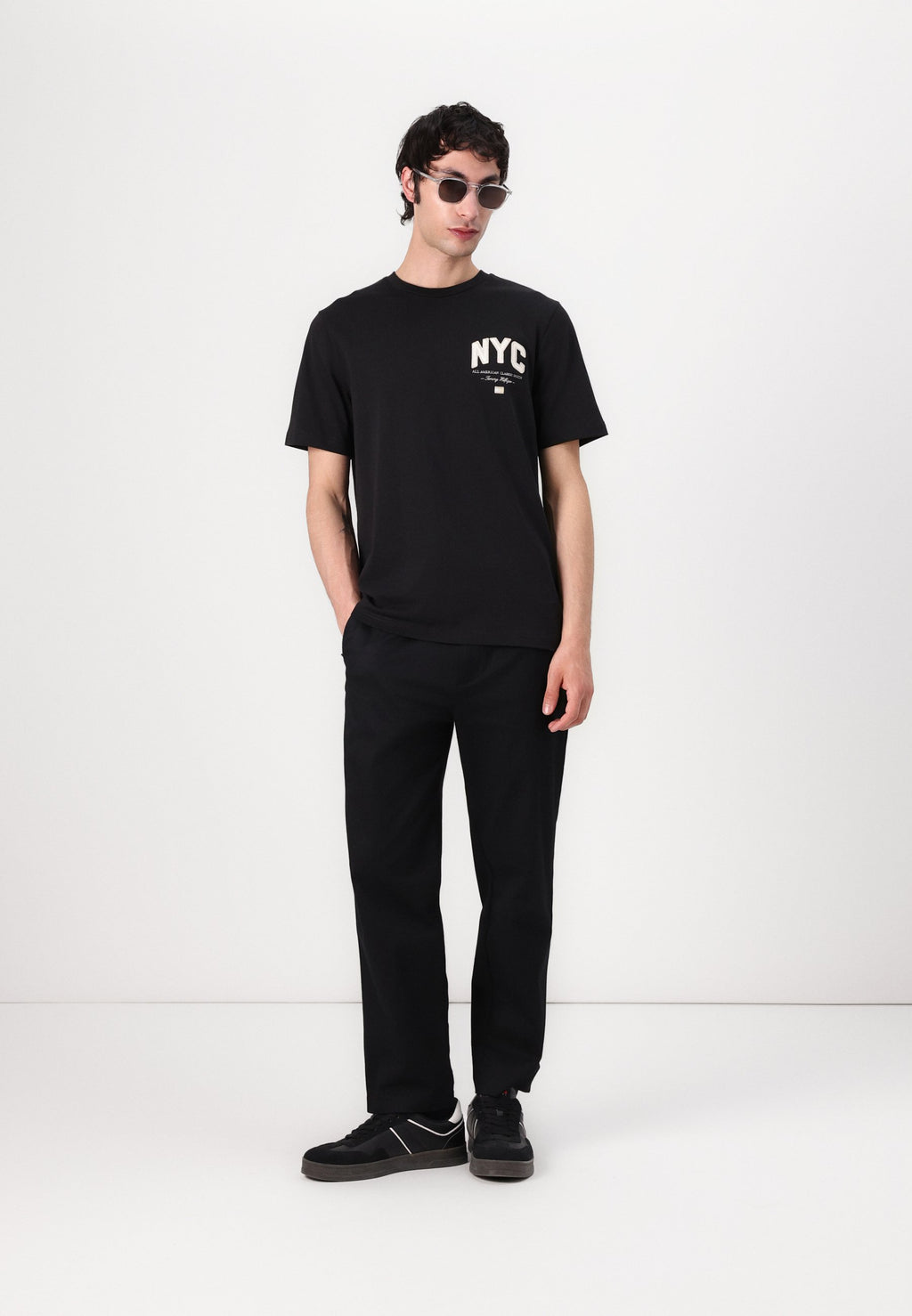 SCRIPT TEE Media 2