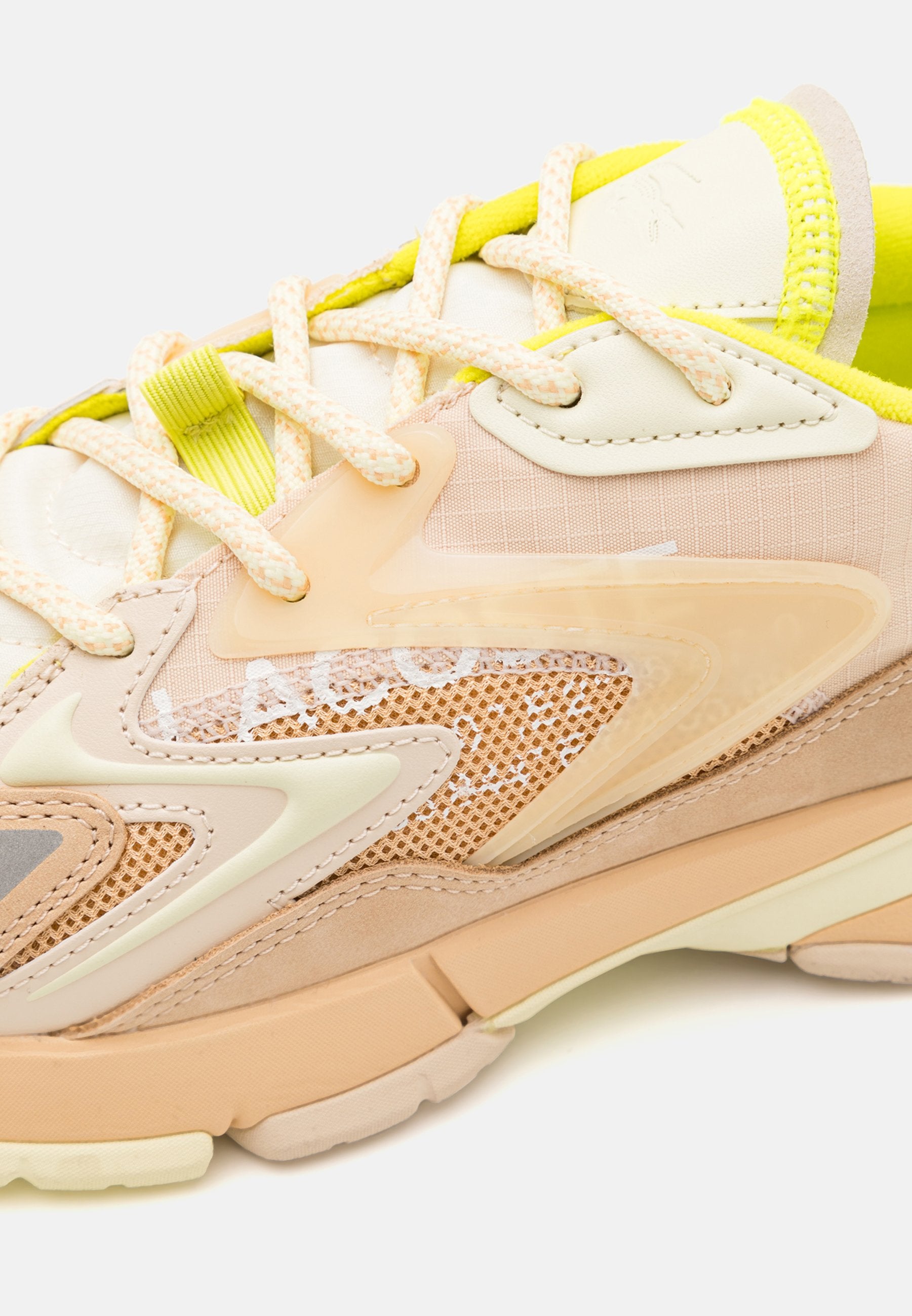 Lacoste L003 NEO TECH 224