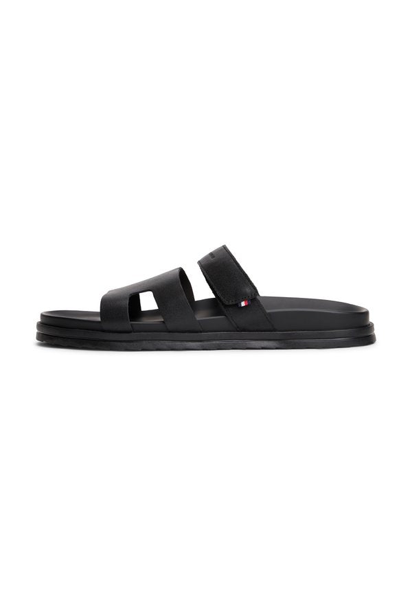 Tommy Hilfiger PREMIUM LEATHER CUTOUT SANDALS