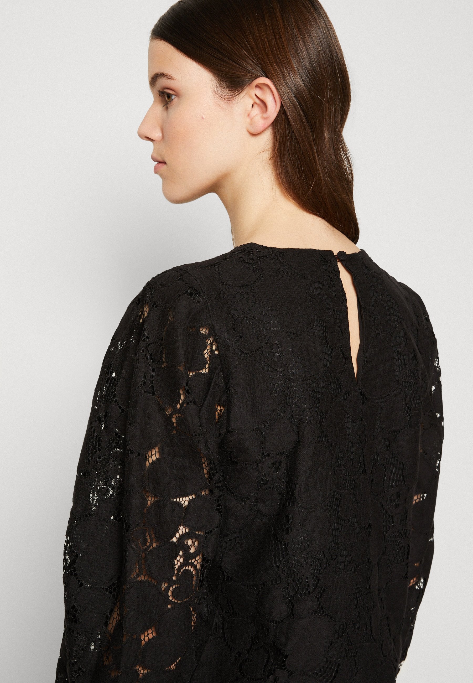 YAS BLOUSE