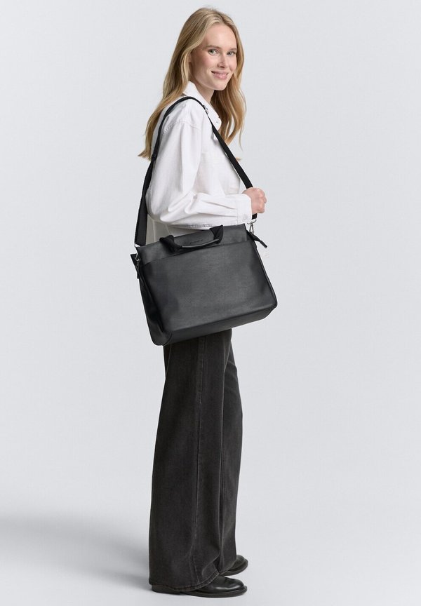 TOM TAILOR RELLA ZIP TOTE BAG L - Handbag - black
