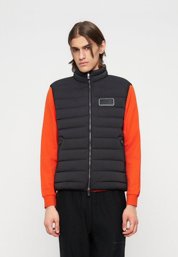 EA7 Emporio Armani