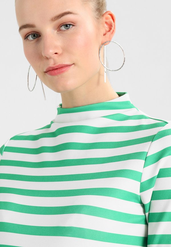 Supermom STRIPED