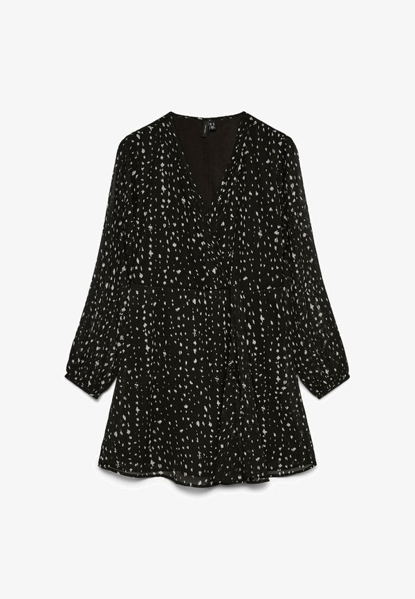 Vero Moda VMHOLLY SHORT DETAIL DRESS  - Day dress - black hattie