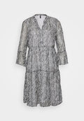 Schwarz-weiß gestreiftes Kleid in Kniehöhe mit V-Ausschnitt, langen, weit auslaufenden Ärmeln und Stufenrock. Aus leichtem, durchsichtigem Stoff gefertigt.