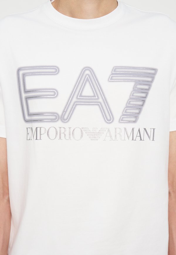 EA7 Emporio Armani