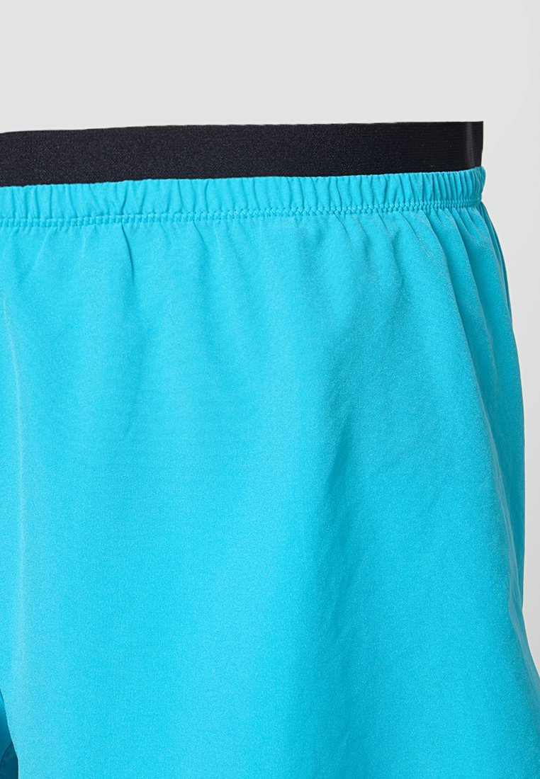 Salomon CROSS 3 SLIM FIT