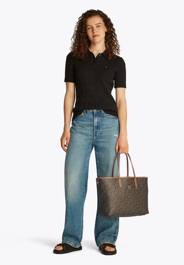 Tommy Hilfiger TH MONOPLAY TOTE BAG WITH LEATHER - Handbag - black