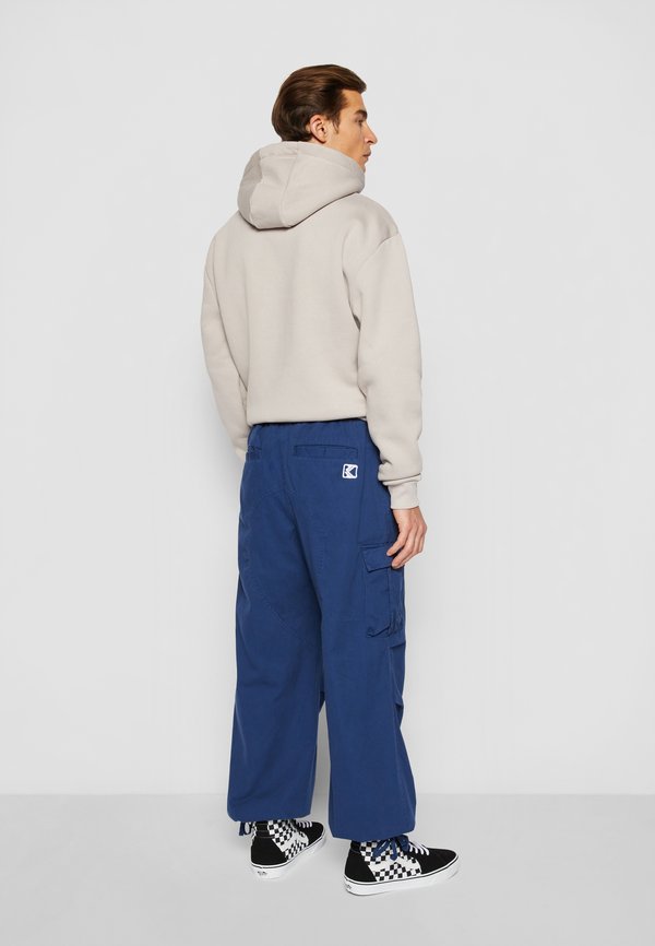 Karl Kani SMALL SIGNATURE WASHED PARACHUTE