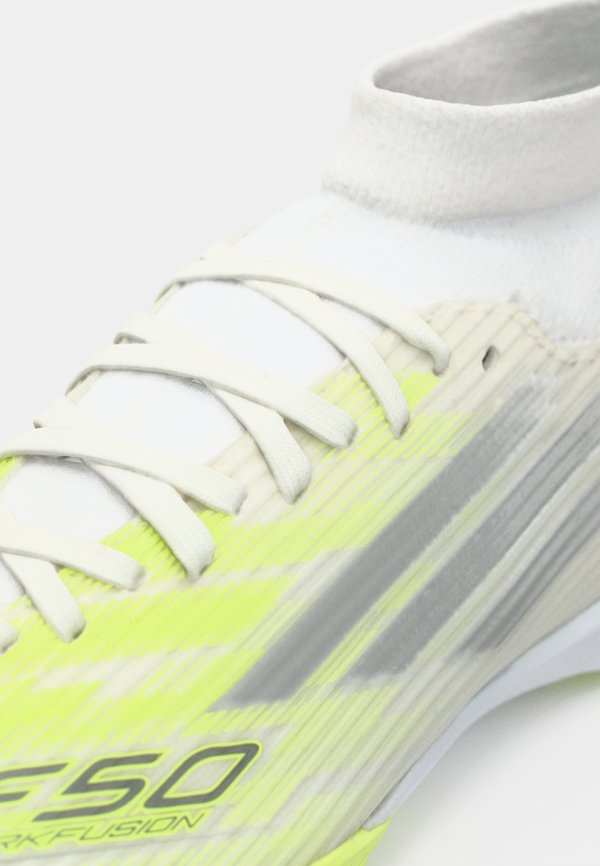 adidas Performance F50 SPARKFUSION LEAGUE MID CUT TURF WOMENS