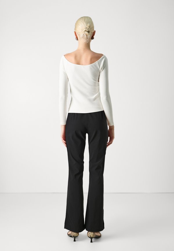 ONLY ONLFIONA FLARED SLIT PANT