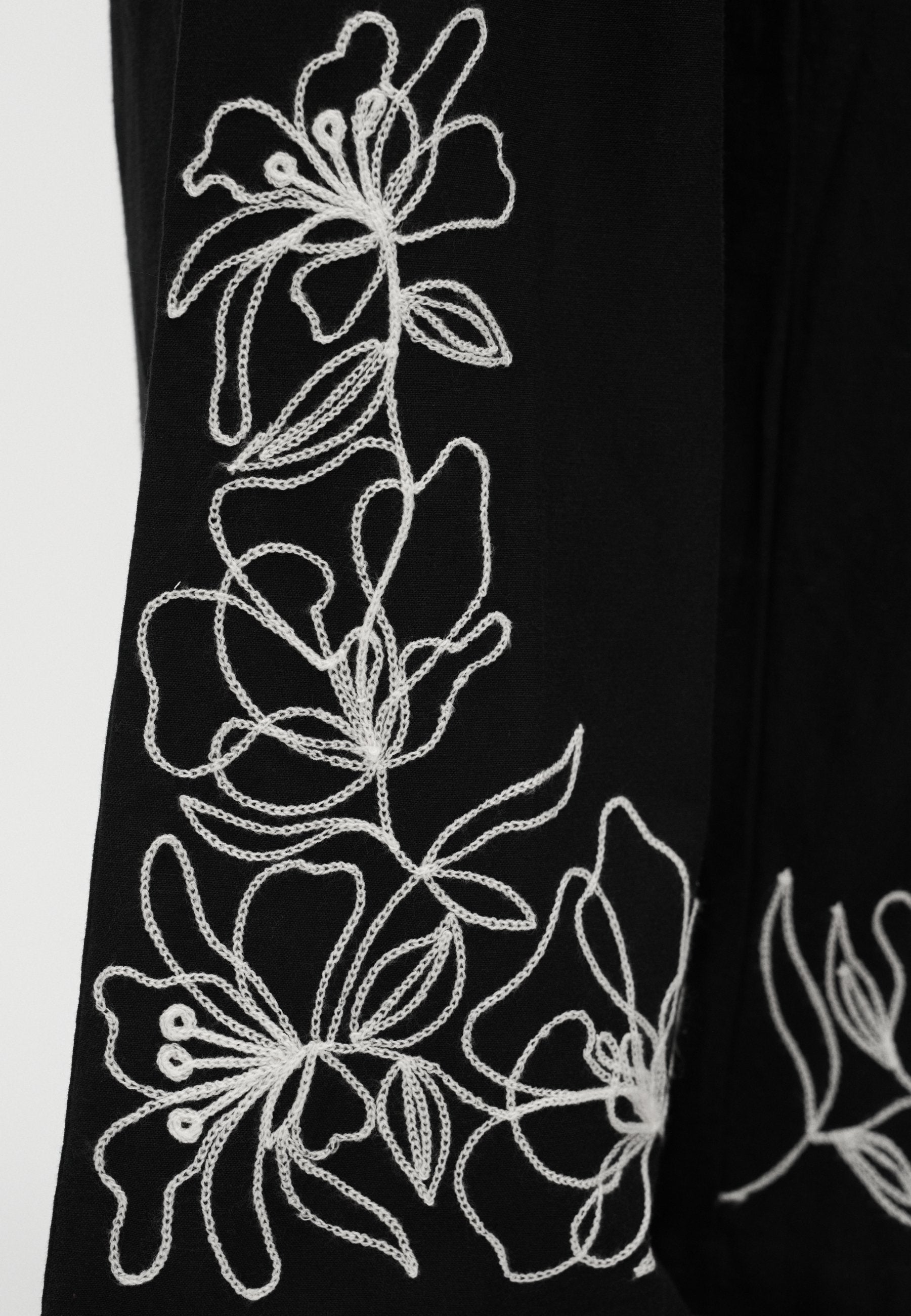 VILA VIPOLLI EMBROIDERED PANTS