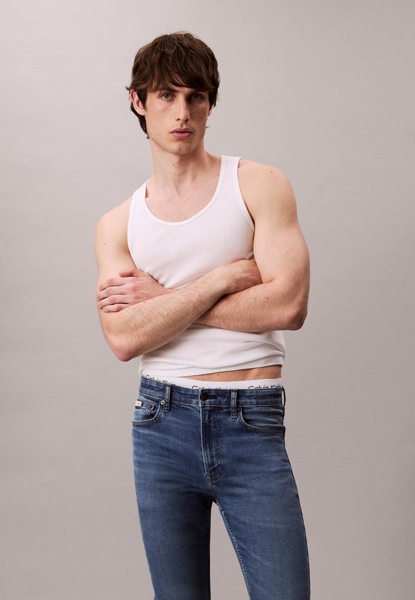 Calvin Klein Jeans