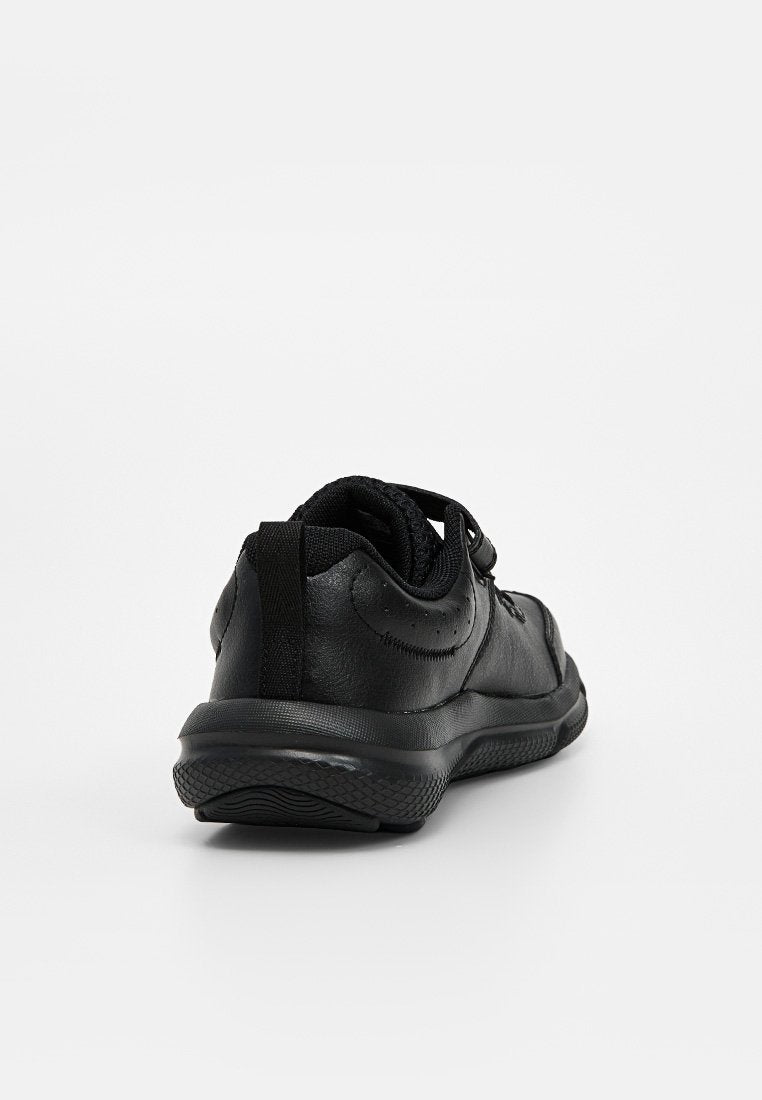 Under Armour ASSERT 10 AC
