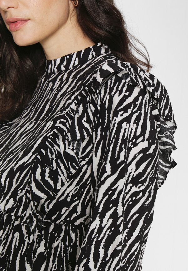 Pieces Maternity PMOLAIA DRESS