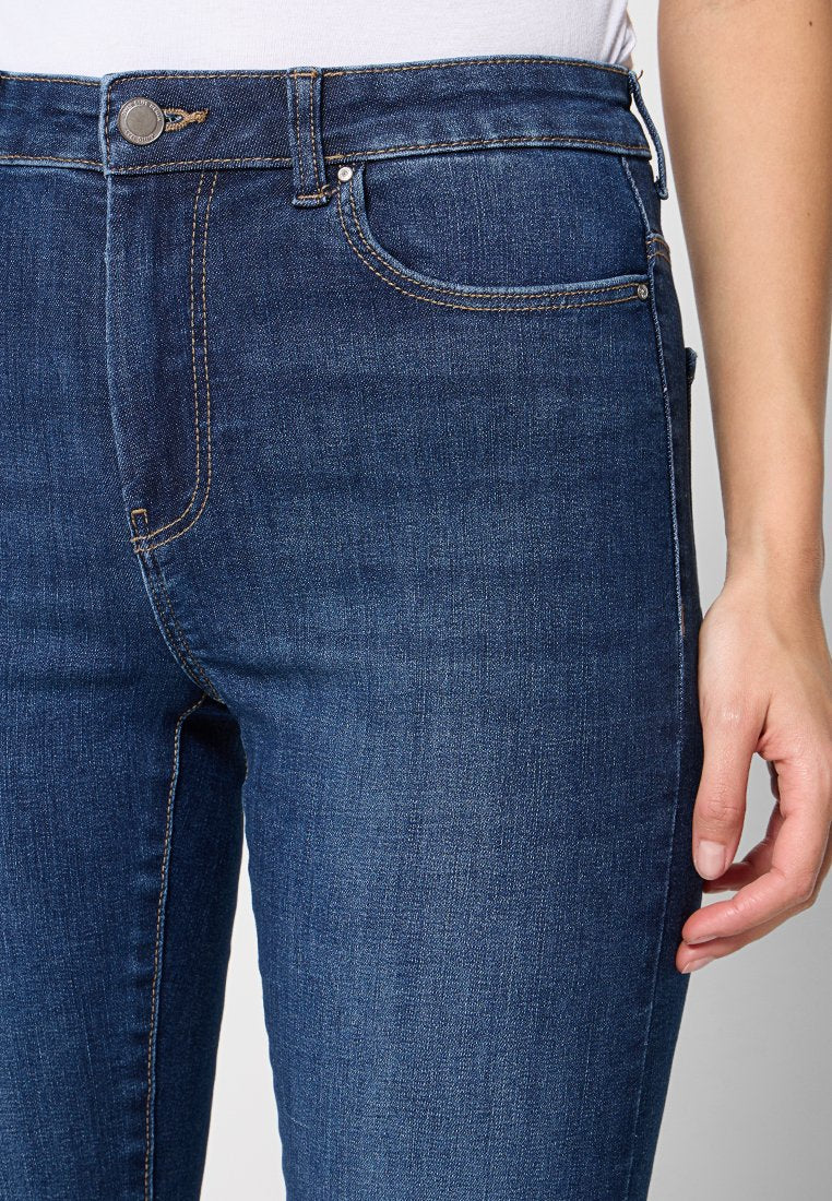 Slim fit ONLLOUIE Mid waist Media 5