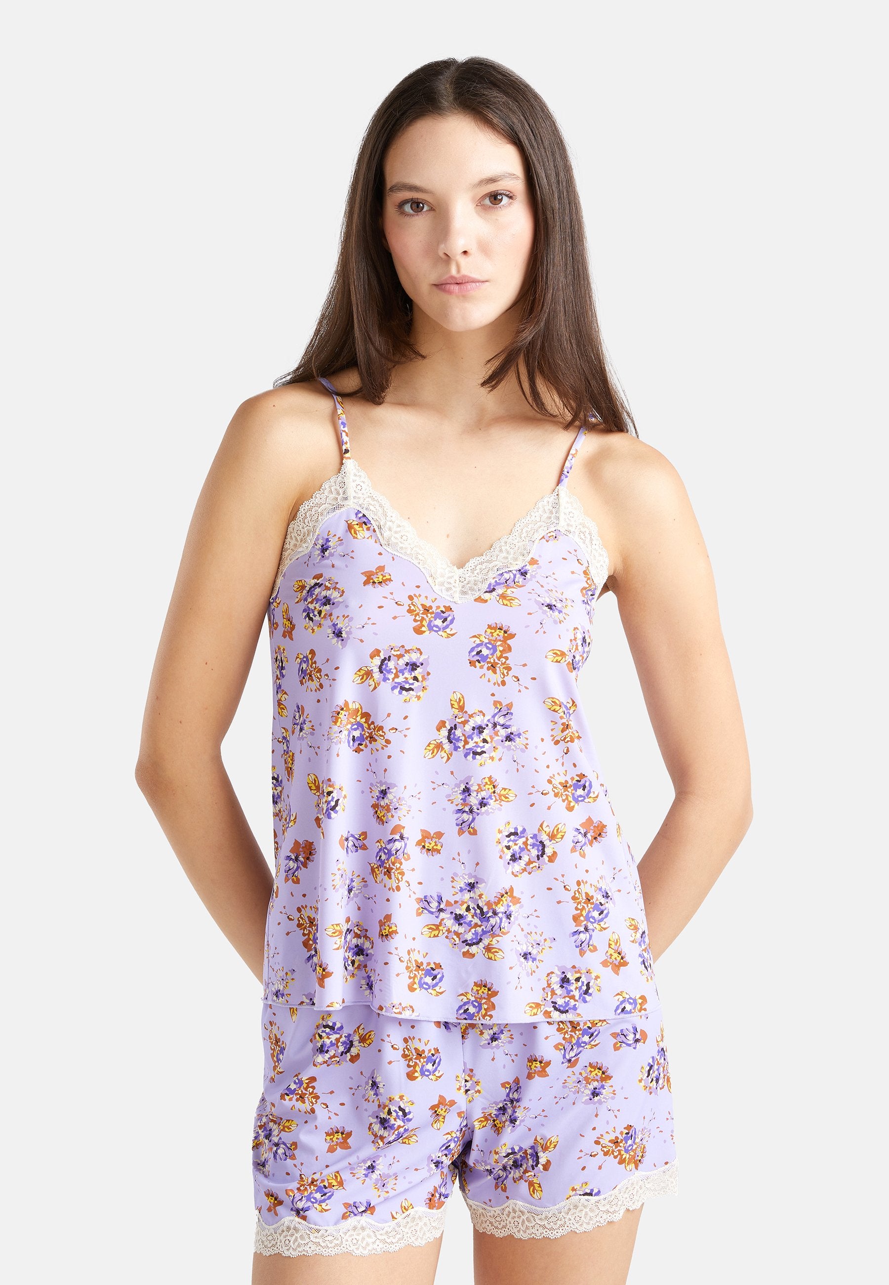 United Colors of Benetton WITH FLORAL