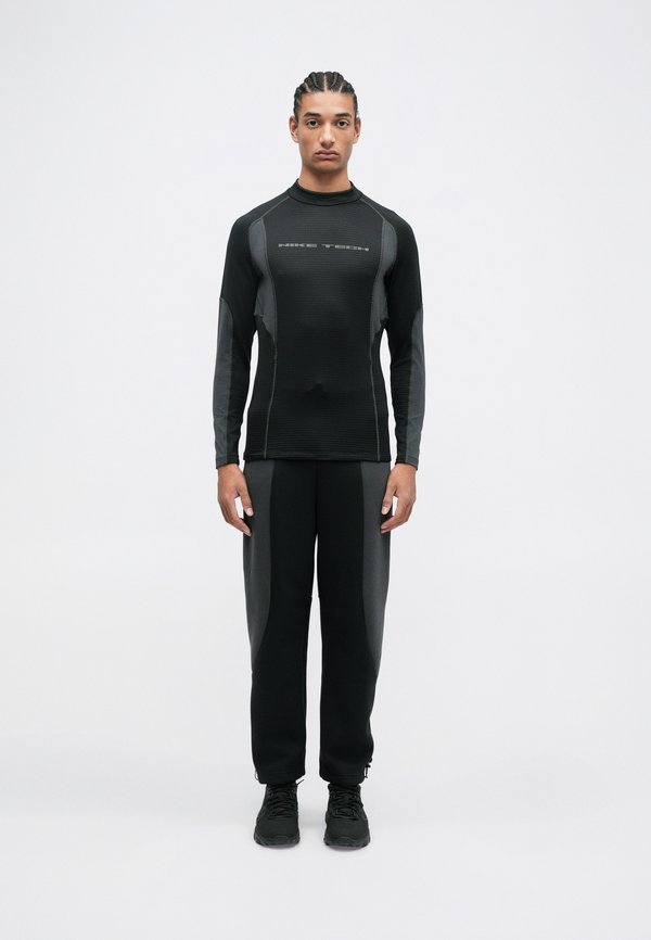 Nike Sportswear TIGHT FIT - Sports T-shirt - black/anthracite