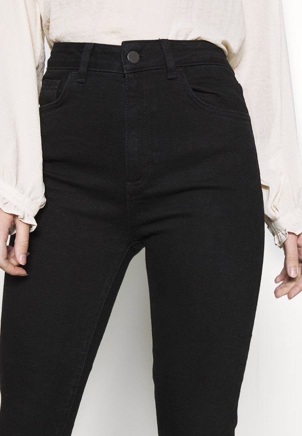 NU-IN HIGH WAIST SKINNY JEANS