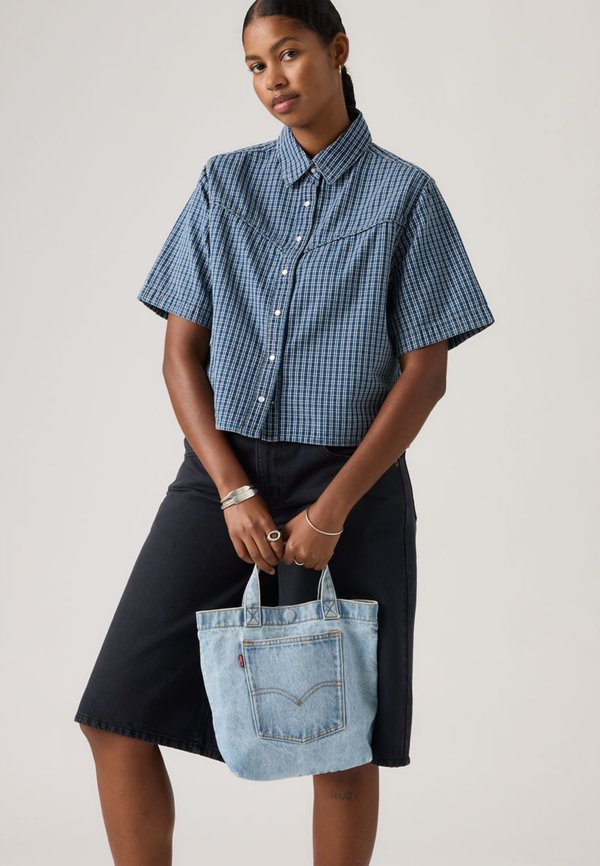 Levi's® MINI BACK POCKET - Handbag - ocean indigo