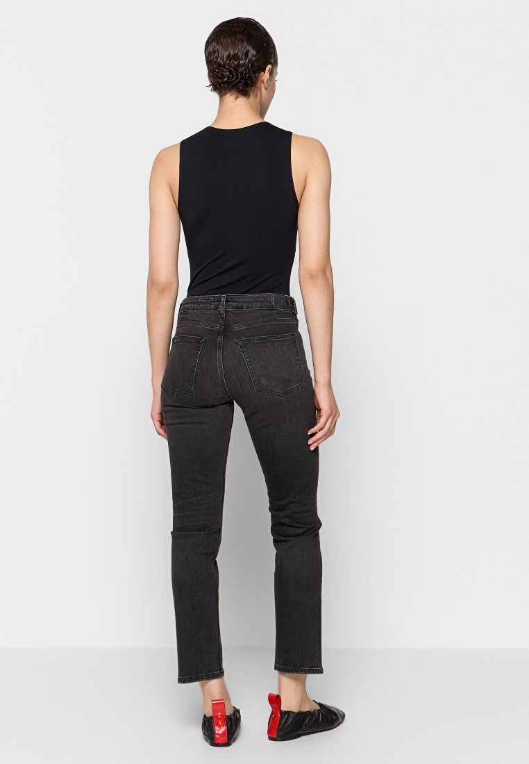 AG Jeans GIRLFRIEND