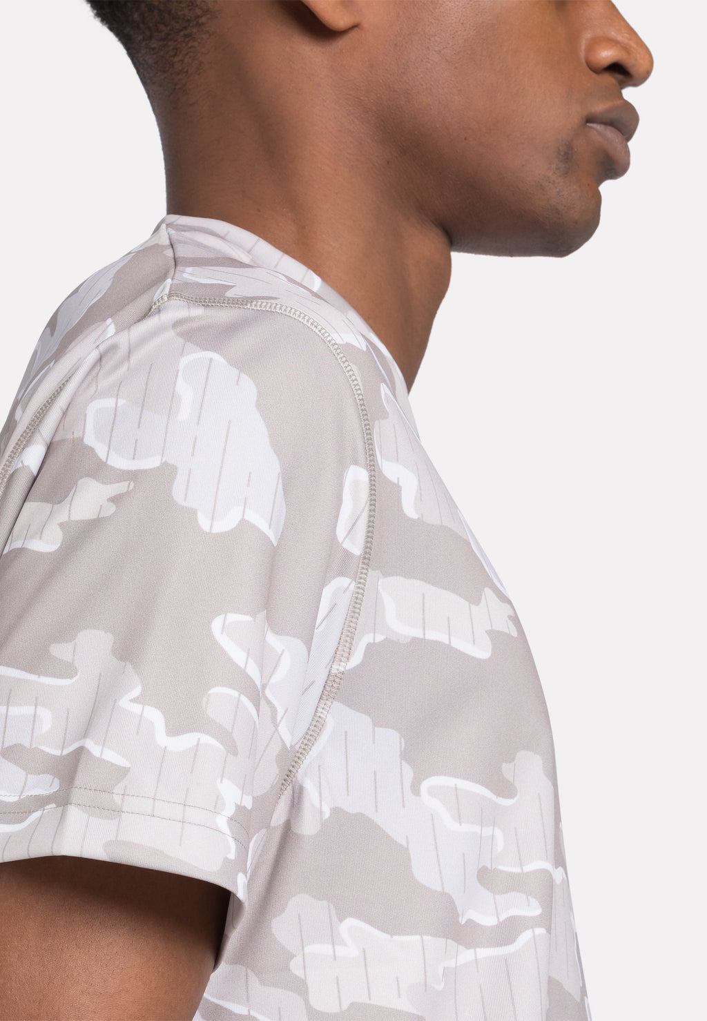 Reebok SHORT SLEEVE TRAIN MOTION CAMO
