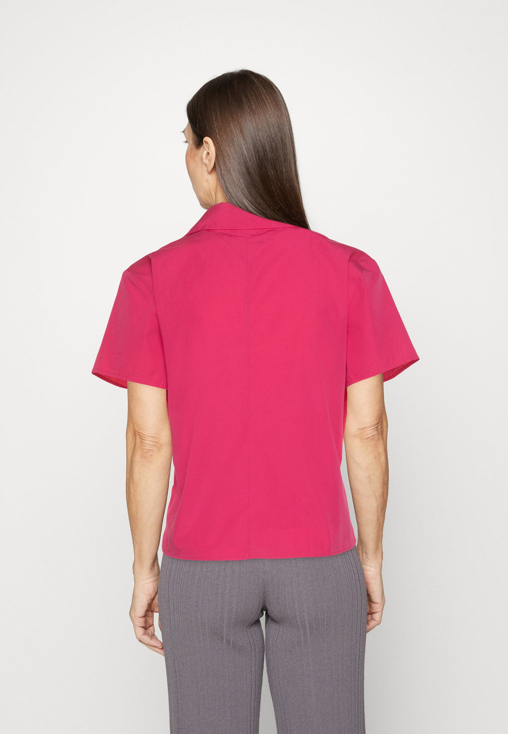 SOLID POPLIN TWIST Media 4