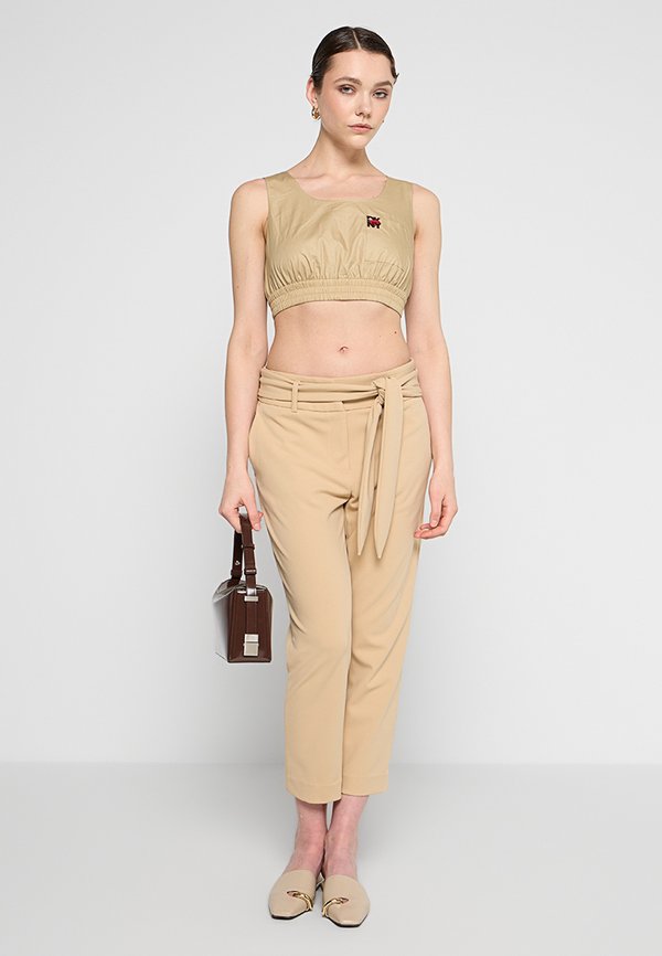DKNY