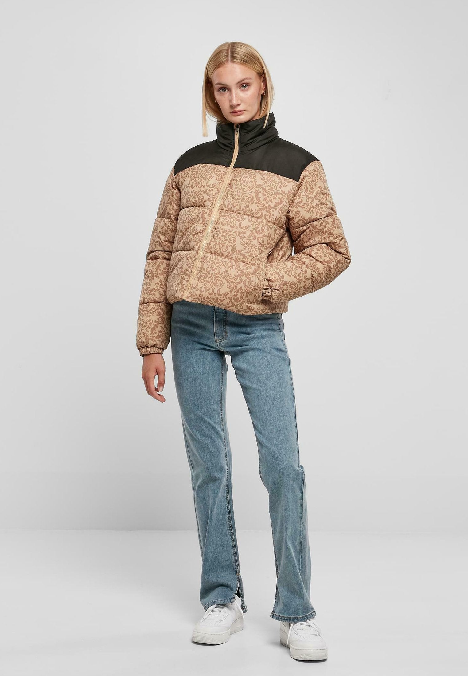 Urban Classics AOP RETRO PUFFER