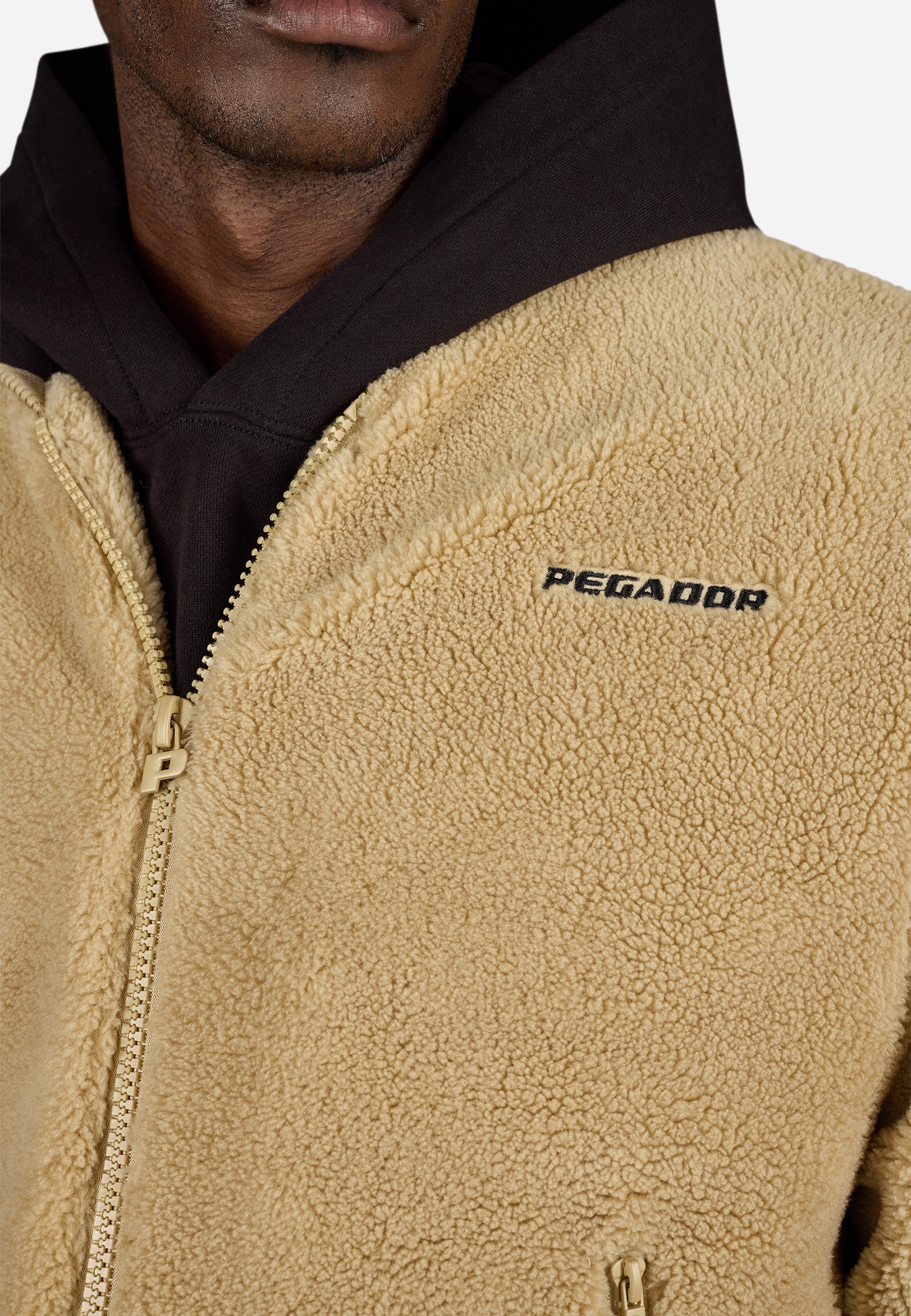 Pegador EMBER