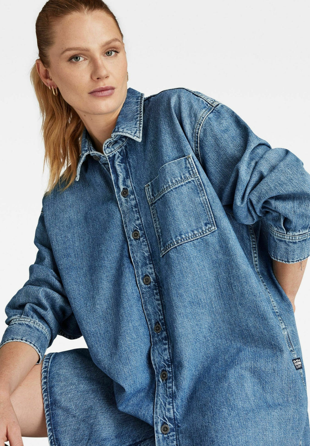 OVERSIZED DENIM DRESS Media 4