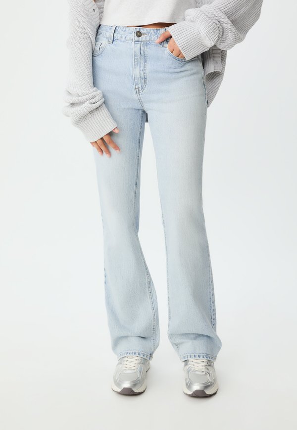 Stradivarius BEQUEME