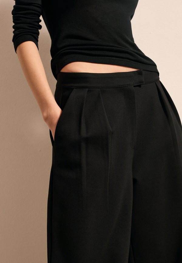 Stefanel WIDE LEG PALAZZO WITH ROMAN STITCH
