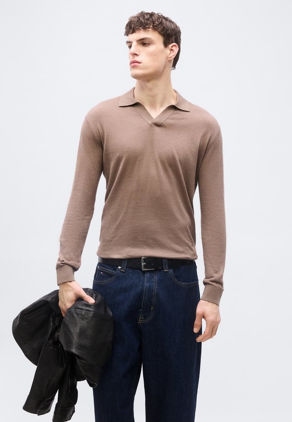 Mads Nørgaard THEO