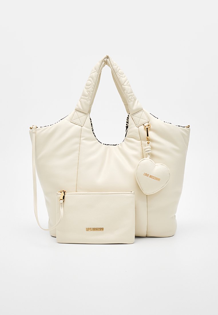 Love Moschino