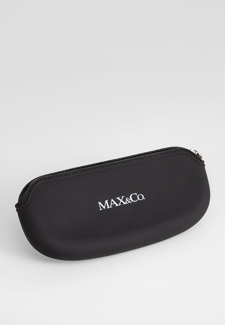 MAX&Co.
