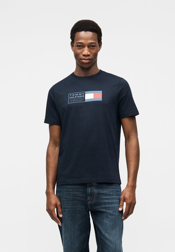 Tommy Hilfiger LOGO JERSEY CREW NECK T-SHIRT - Print T-shirt - desert sky