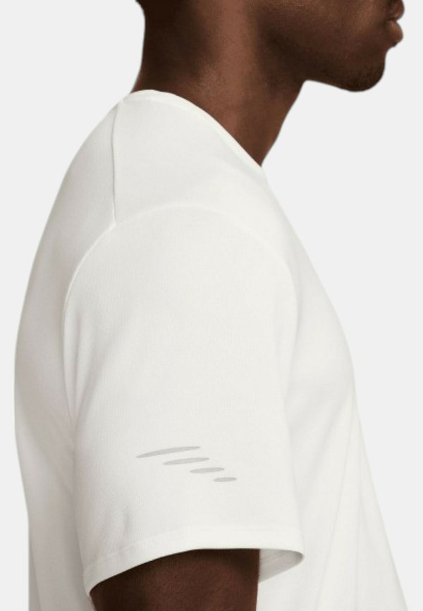 Nike Sportswear MILER FLASH