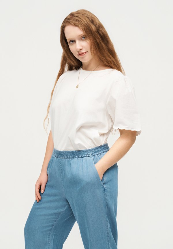 ONLY Carmakoma Wide-leg CARCHARIS cropped fit